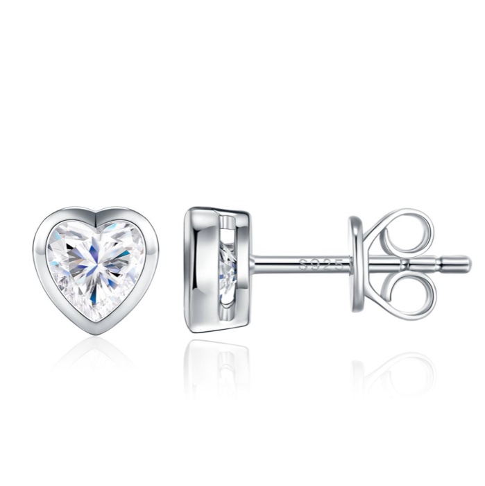 Ninon Heart Bezel Stud Earrings