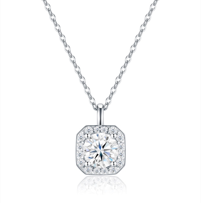 Ulyssa Cushion Halo Necklace