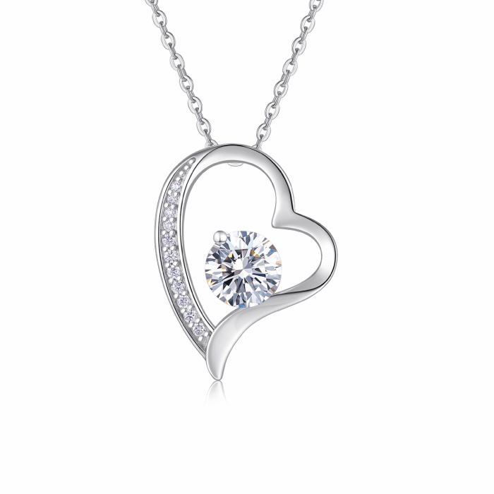Cleo Open Heart Necklace