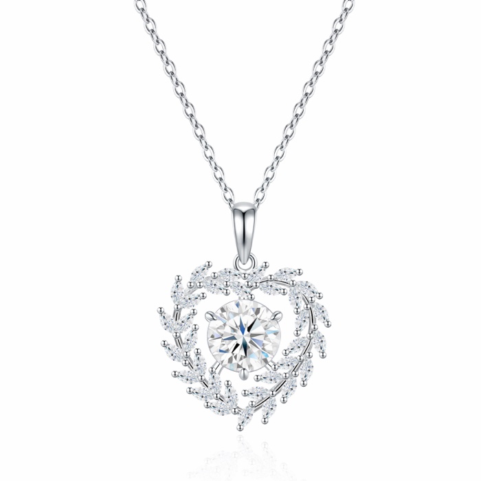 Manon Heart Necklace