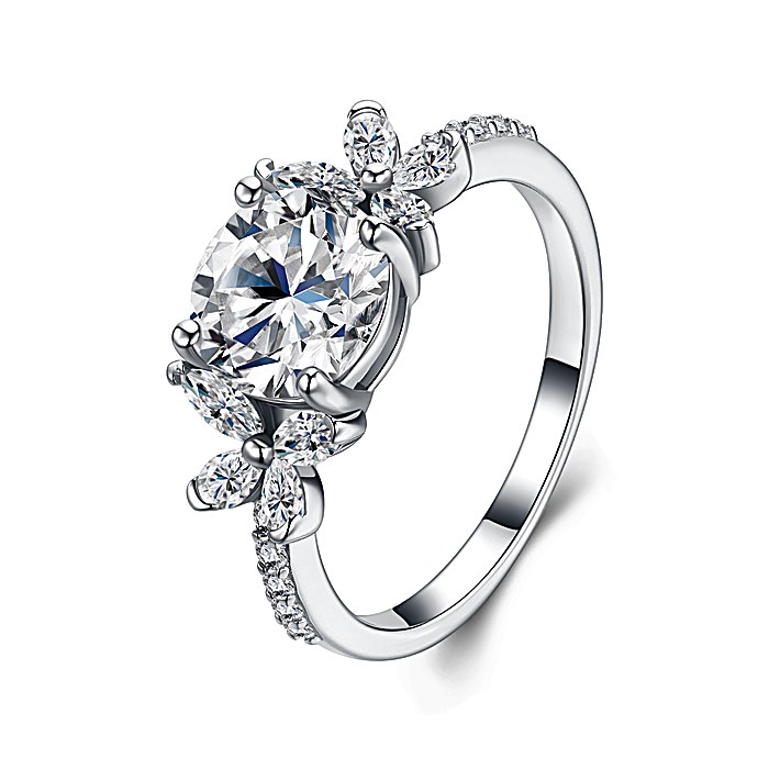 Leonie Ring