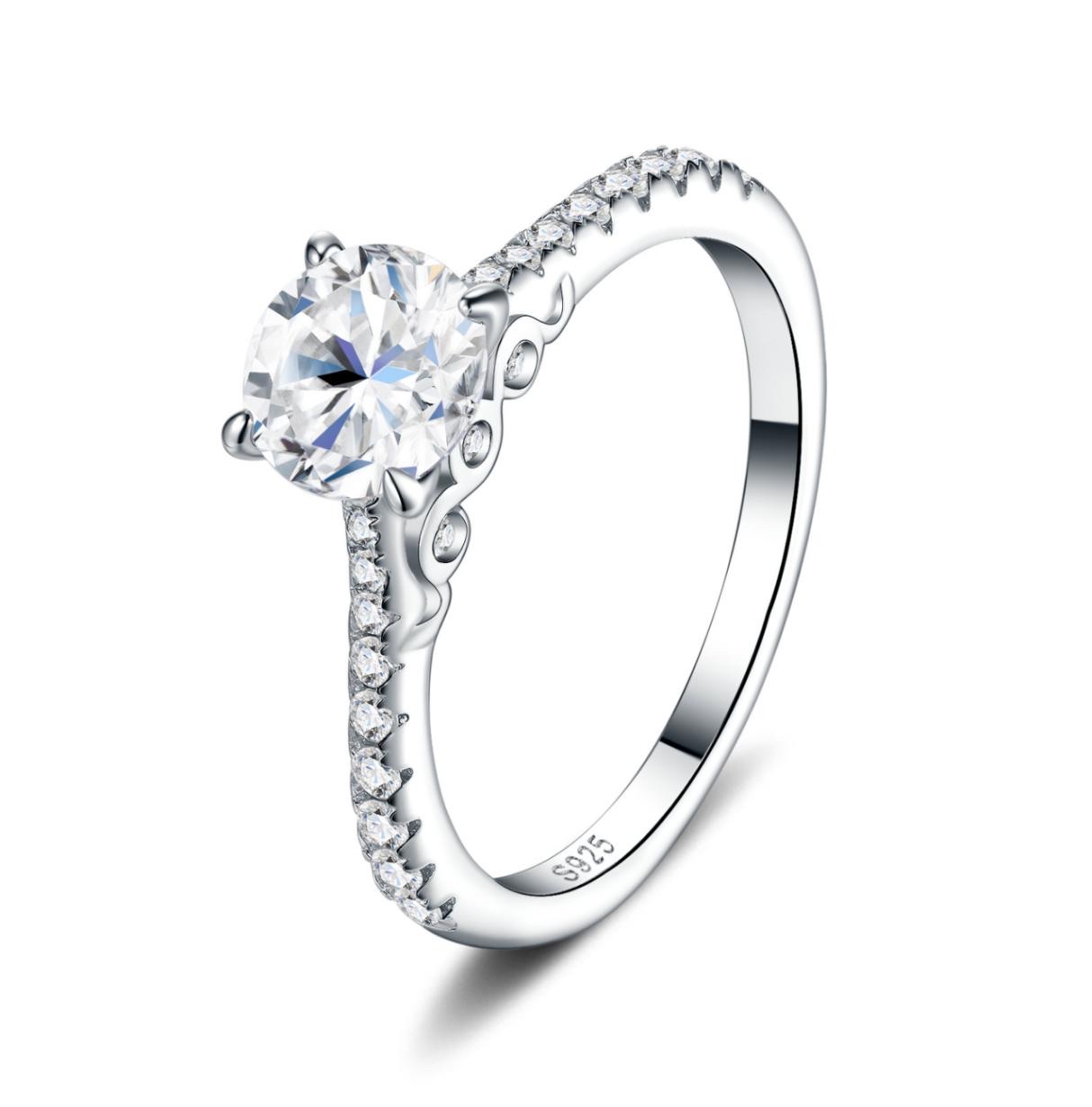 Amara Halo Ring